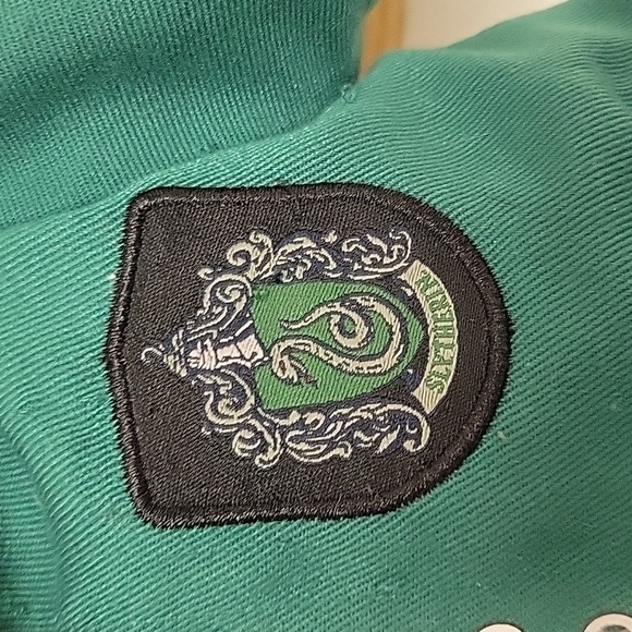 Build a Bear Slytherin bear with Quidditch robes. - Picture 7 of 7